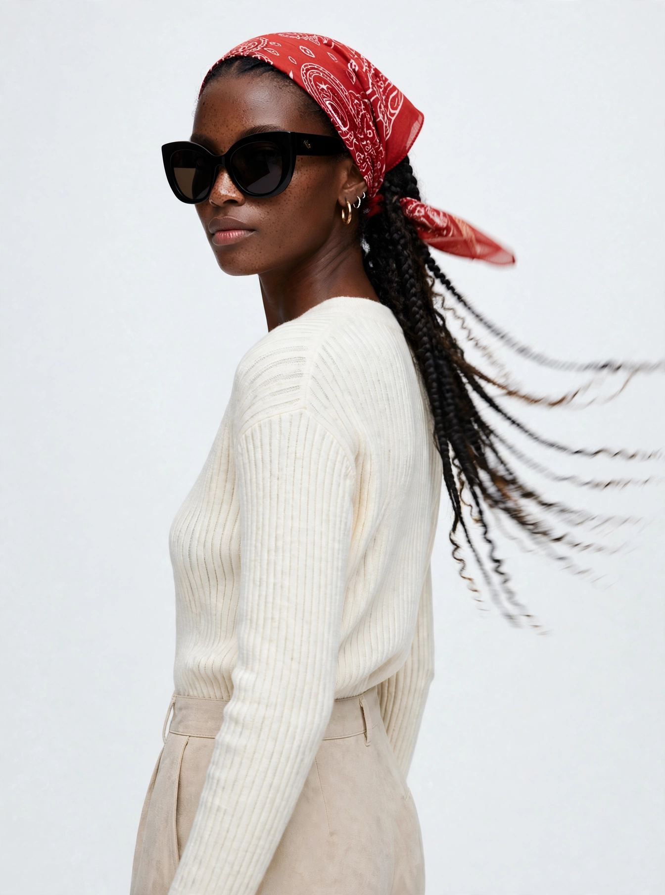 Fashion-Editorial – Profil mit Bandana